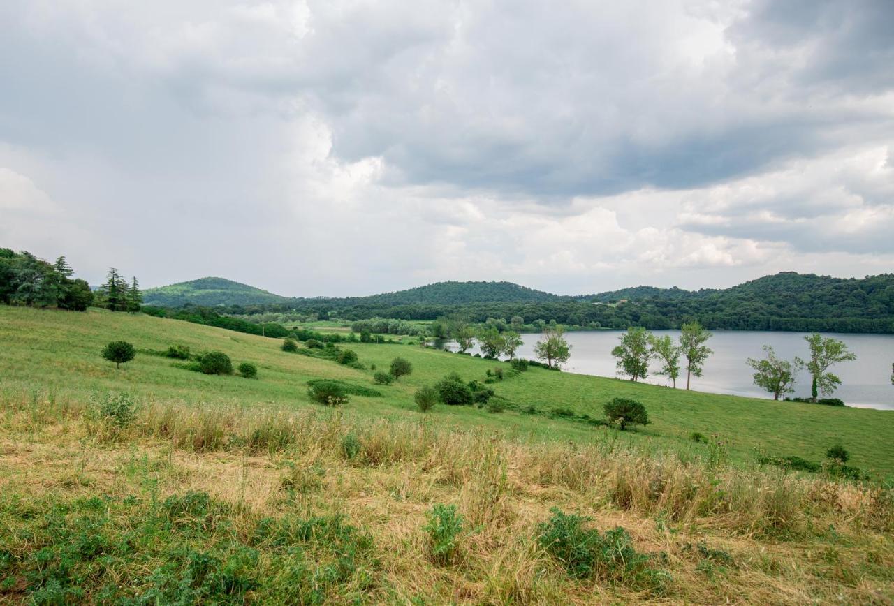 Agriturismo Lago Di Mezzano Valentano Luaran gambar
