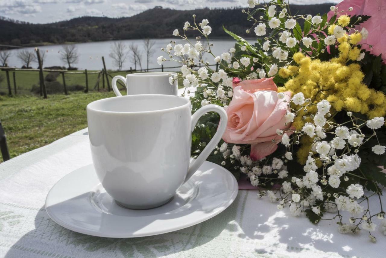 Agriturismo Lago Di Mezzano Valentano Luaran gambar